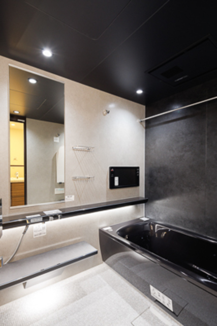 バス・シャワールーム　※写真は同タイプ住戸です。