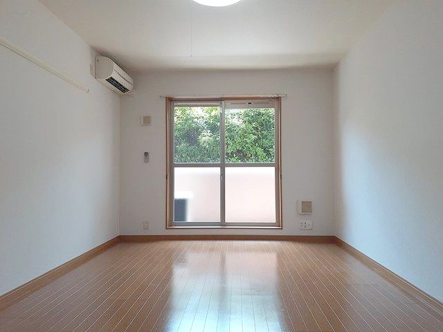 居室・リビング　9.8帖