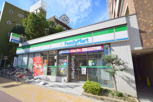 コンビニ　ファミリーマート 深江橋駅前店（コンビニ）まで378m