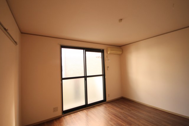 その他部屋・スペース　同じ建物の別のお部屋の写真です。現況優先。