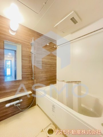 バス・シャワールーム　同マンション別部屋参考写真