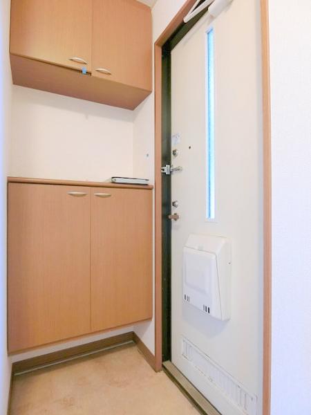 玄関　★シューズボックスつき★