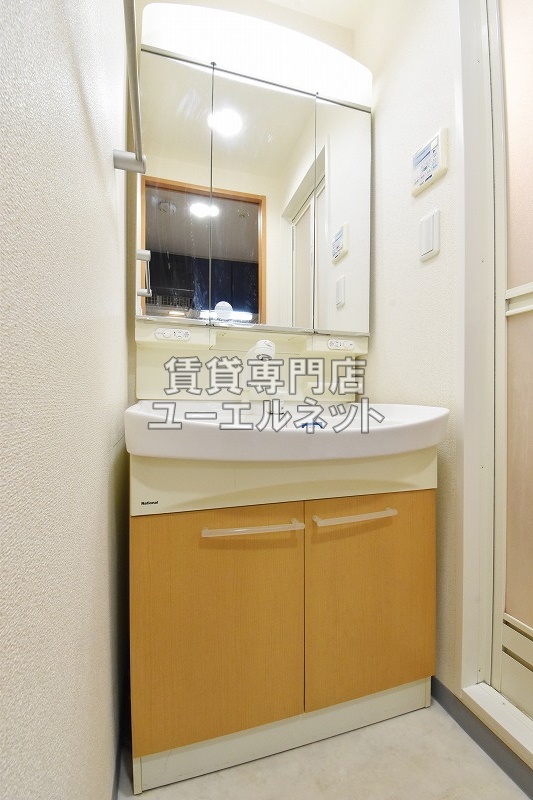 洗面設備　独立洗面台