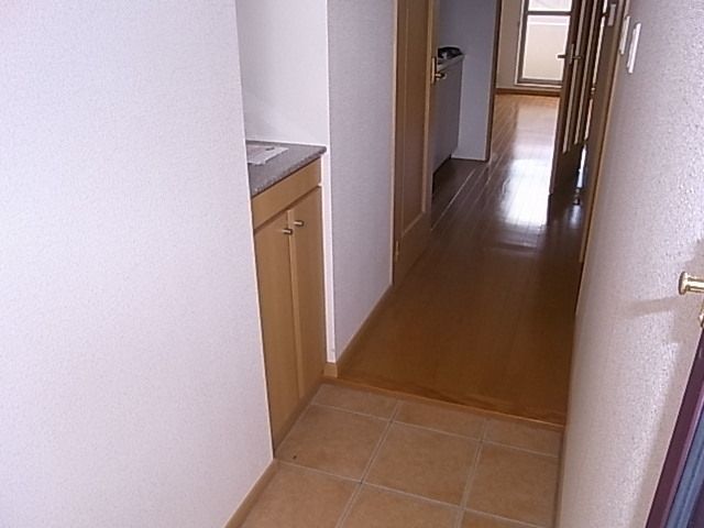 玄関　★お問い合わせはタウンハウジングまで★