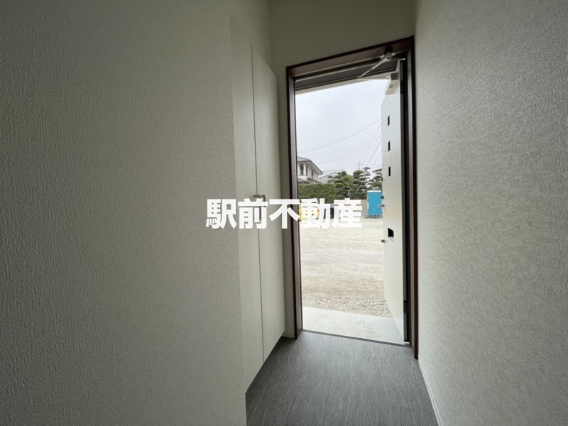玄関　類似物件流用