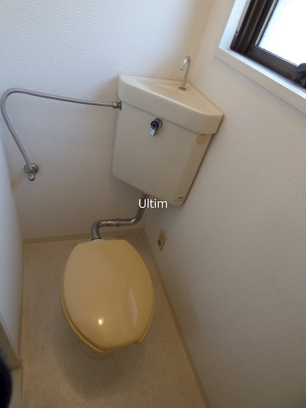 トイレ　※同タイプの他のお部屋です