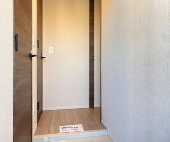 玄関　同タイプ部屋　参考写真です
