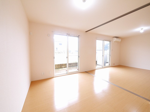 その他部屋・スペース　ゆったりした洋室です