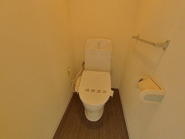 トイレ　※別部屋参考写真
