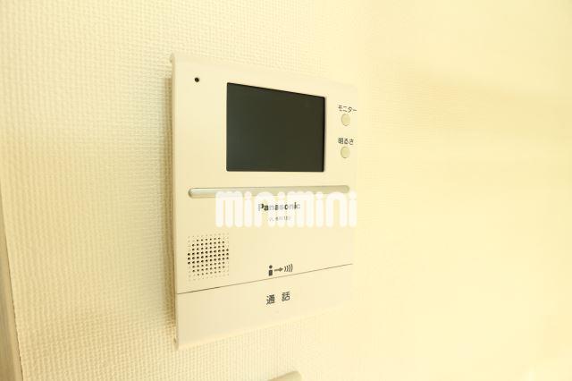 セキュリティ　ＴＶ付きのモニターホンで訪問者がすぐにわかります