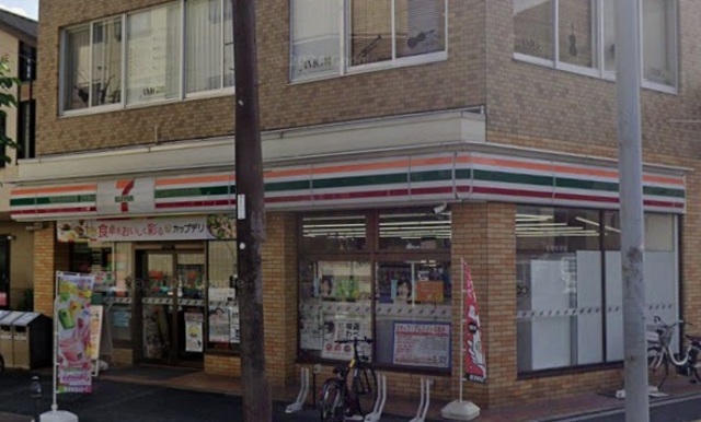 コンビニ　セブンイレブン浦和常盤10丁目店（コンビニ）まで167m