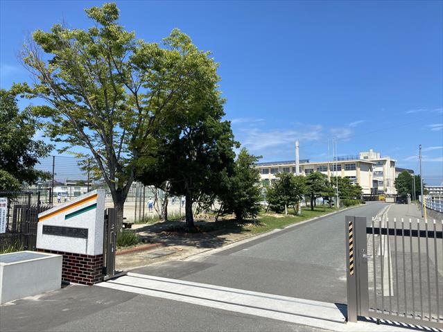 中学校　福岡市立中学校玄洋中学校（中学校）まで2914m