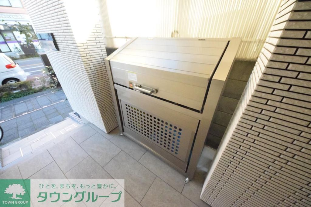 庭　★お部屋探しは株式会社タウンハウジング東京まで★