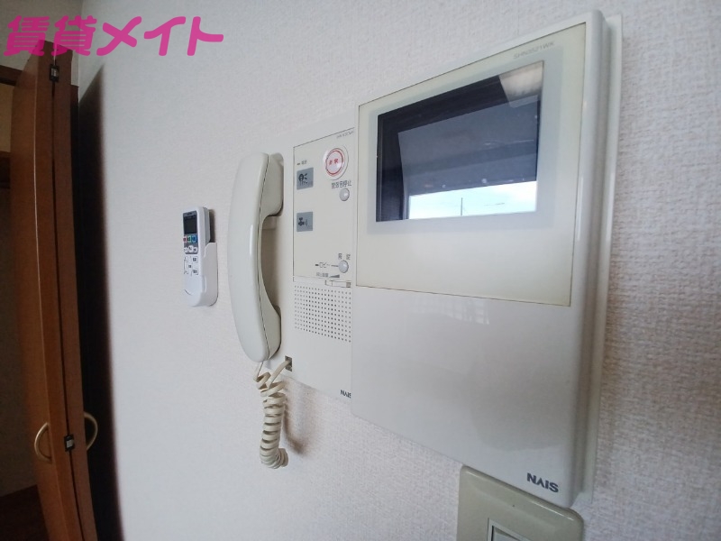 セキュリティ　同物件別部屋写真