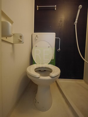 トイレ　スカイコート市ヶ谷2