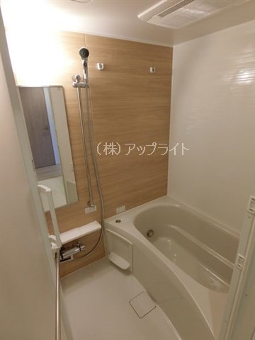 バス・シャワールーム　追炊き＆浴室乾燥機付き