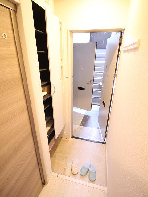 玄関　※他室写真　現況優先※