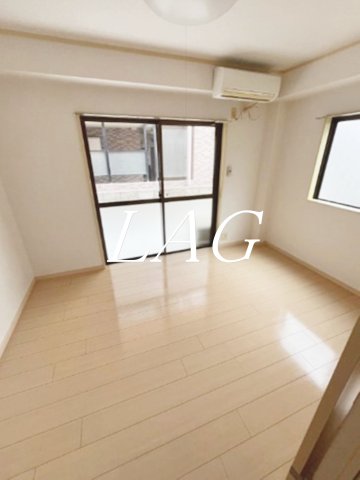 居室・リビング　洋室のお部屋です。