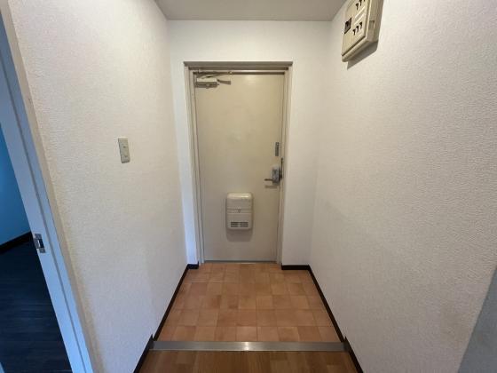 エントランス　清潔なエントランスです