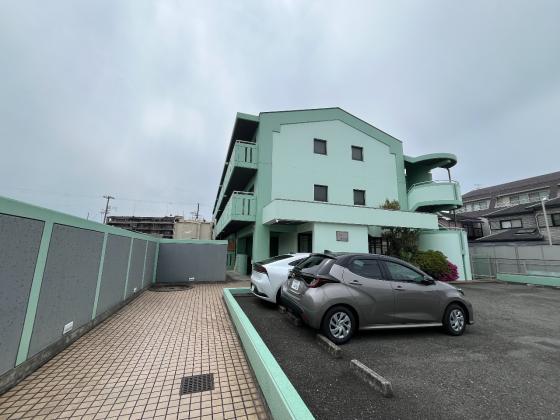 建物外観　外観は落ち着いています