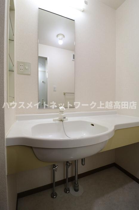 洗面設備　洗面化粧台