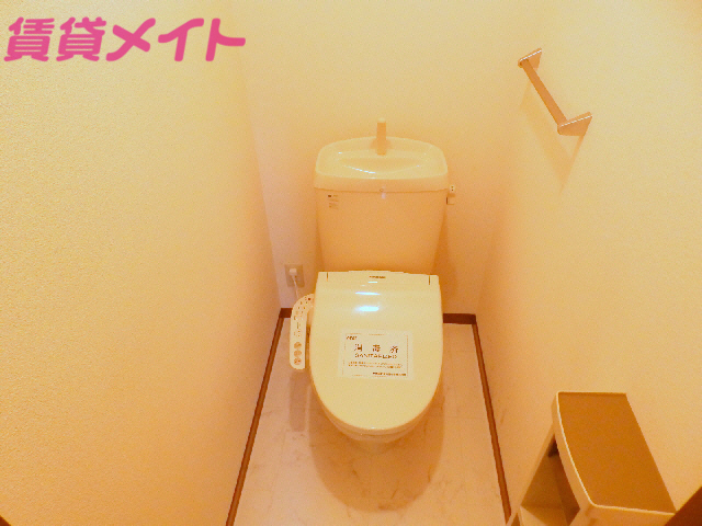 トイレ　※リノベーション前