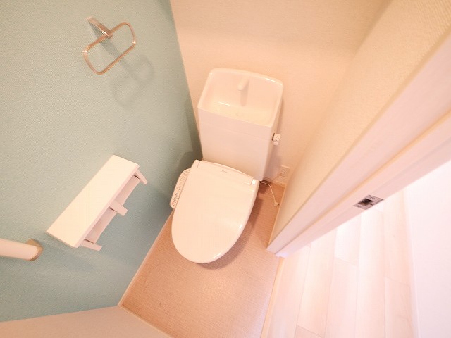 トイレ　清潔感のあるトイレです
