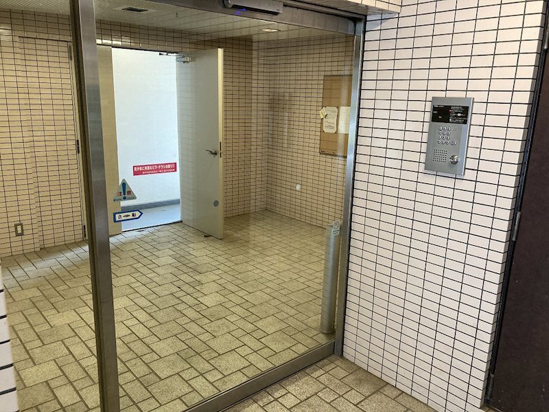 エントランス　※同建物別室参照