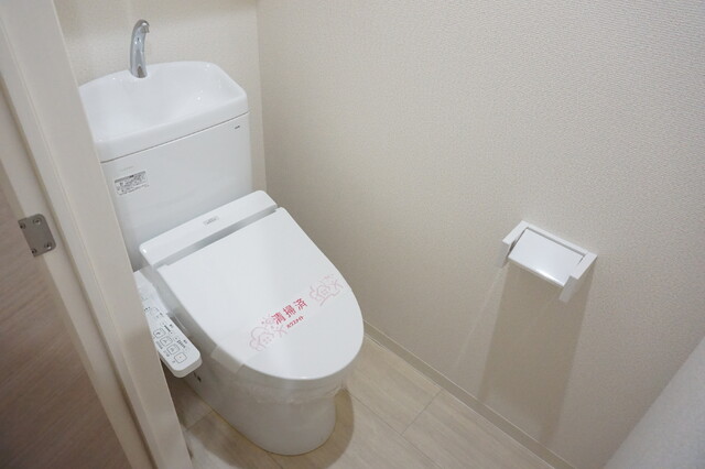 トイレ　洗浄便座