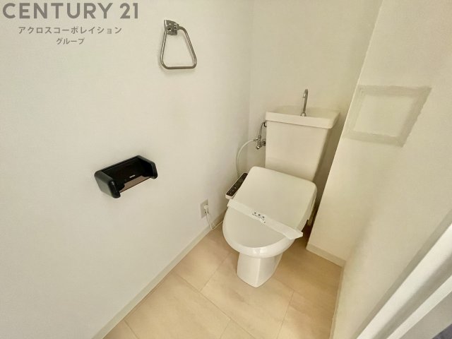 トイレ　シンプルで使いやすいトイレです♪