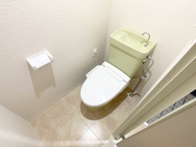 ルミナス甲南のトイレ写真