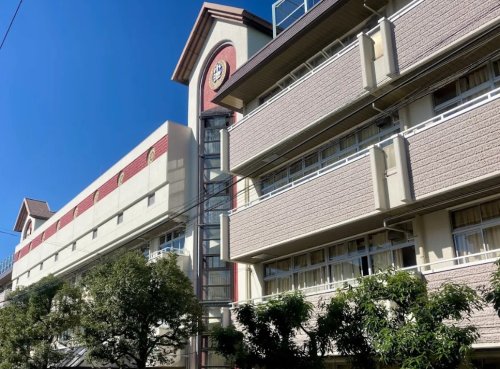 小学校　大田区立小池小学校（小学校）まで205m