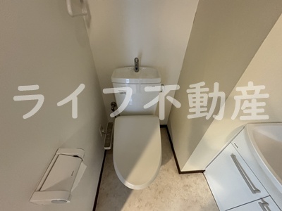 トイレ　シンプルで使いやすいトイレです