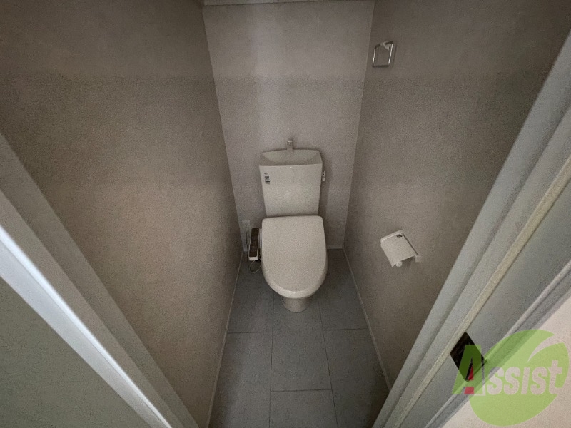 トイレ　こちらはトイレです。清潔感があり、安心して使用できます。