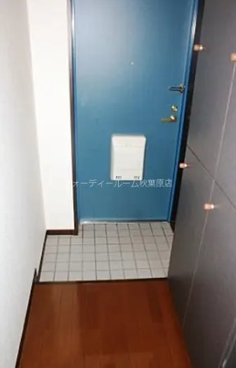 玄関　★《見学予約受付中》仲介手数料無料にてご紹介★