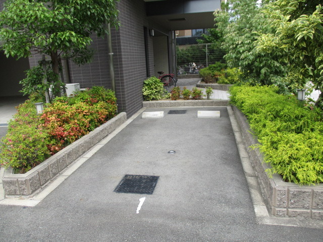 駐車場　敷地内駐車場です