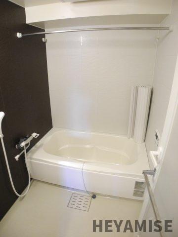 バス・シャワールーム　※同間取りの別の階のお部屋の写真です※
