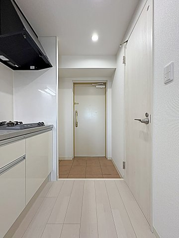 玄関　同間取り別部屋画像