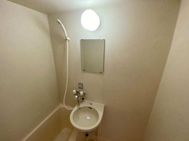 洗面設備　室内写真別部屋