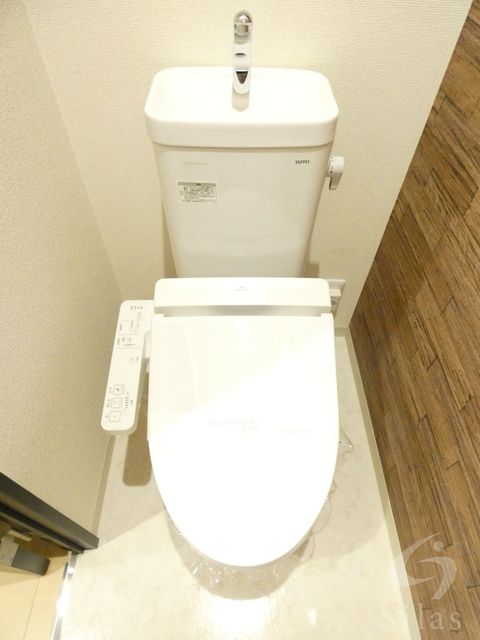 トイレ　同仕様・反転タイプ