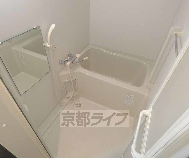 バス・シャワールーム　お風呂です。
