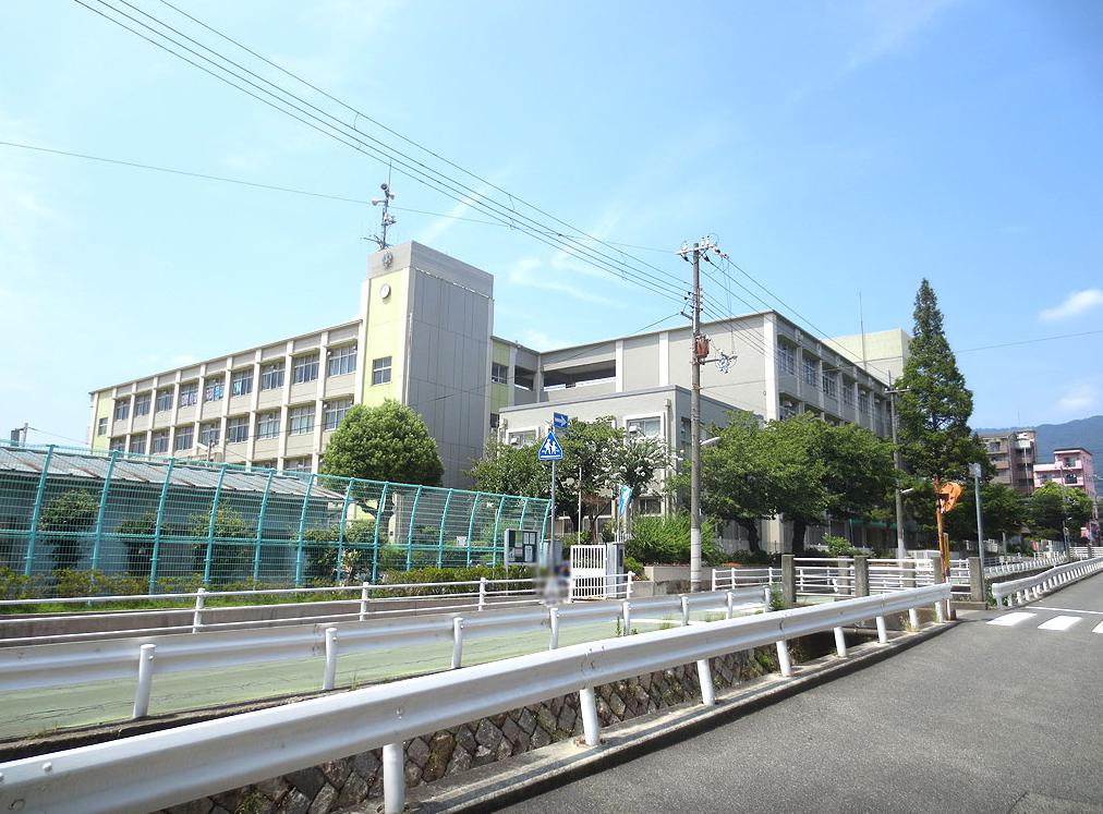 小学校　御影小学校（小学校）まで116m