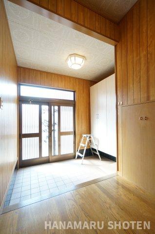 玄関　物件、駅でお待ち合わせでのご案内歓迎！