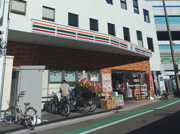 コンビニ　セブンイレブン 阪神甲子園球場前店（コンビニ）まで684m