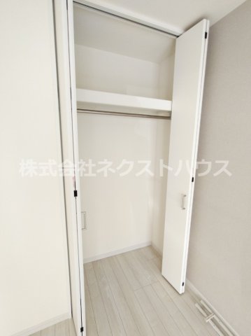 ＪＲ京浜東北線 川崎駅 バス乗車時間：6分 最寄りバス停で下車 徒歩2分 3階建 築35年の内装写真