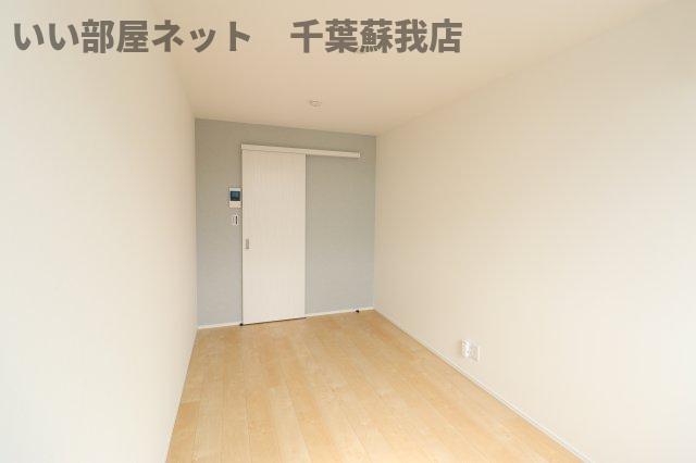 その他部屋・スペース　使い勝手のいい寝室です