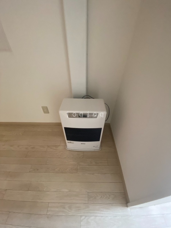 その他設備　収納がたっぷりあるお部屋です。