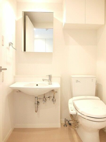 トイレ　落ち着いたトイレです