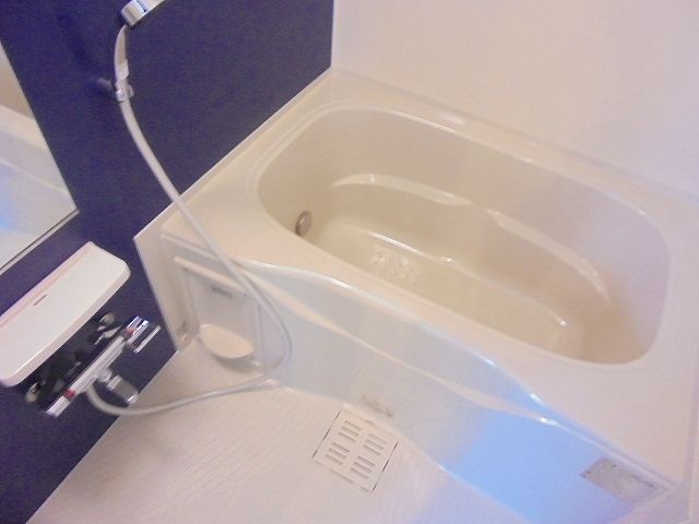 バス・シャワールーム　きれいなお風呂です