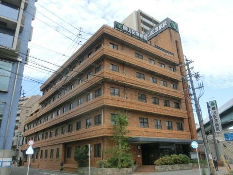 その他　横山胃腸科病院（その他）まで590m